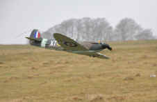 john-spitfire.jpg (90231 bytes)