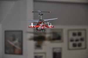 adam-heli.jpg (66757 bytes)