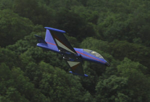 air-macci.jpg (99169 bytes)